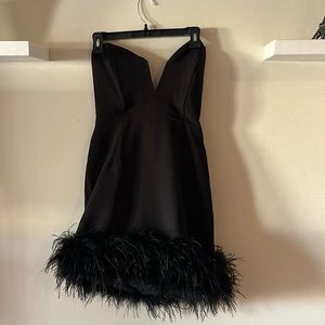 NWT WORN ONCE HEIRESS BEVERLY HILLS STRAPLESS FEATHER DRESS